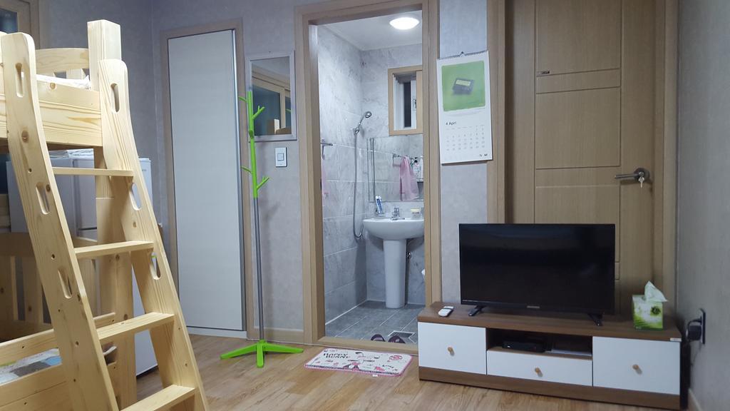 The 1St Andong Hostel المظهر الخارجي الصورة